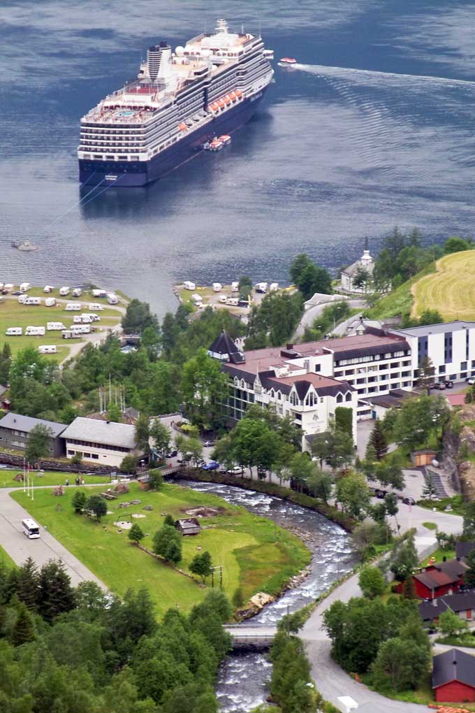 European cruise Geiranger Norway - Coastal Wandering