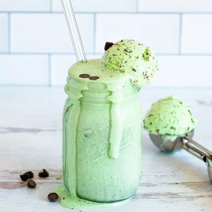 Boozy Shamrock Shake Recipe