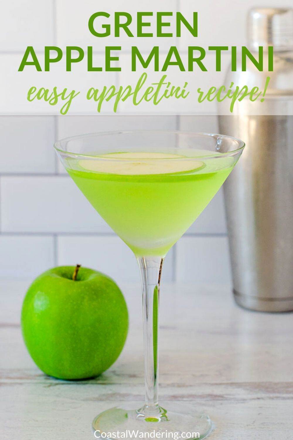 Green Apple Martini Recipe: How To Make a Sour Appletini Cocktail