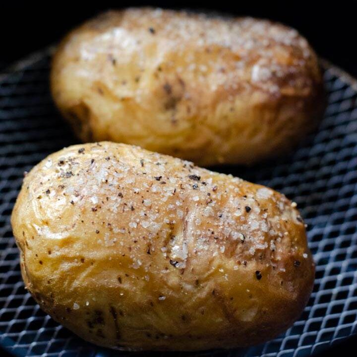 Baked potatoes in air fryer