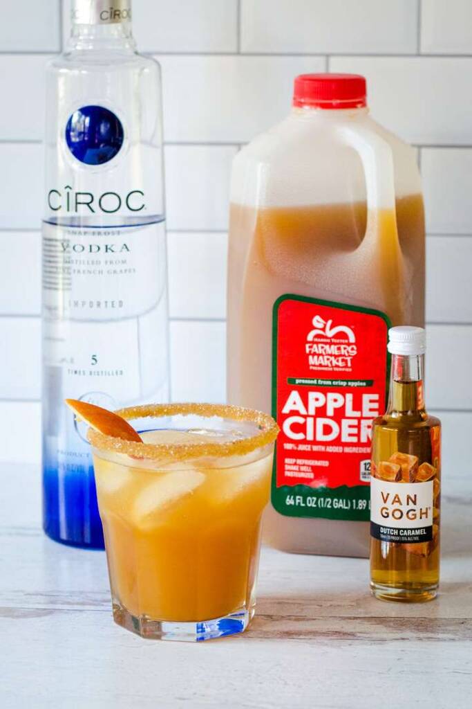 Caramel vodka apple cider cocktail