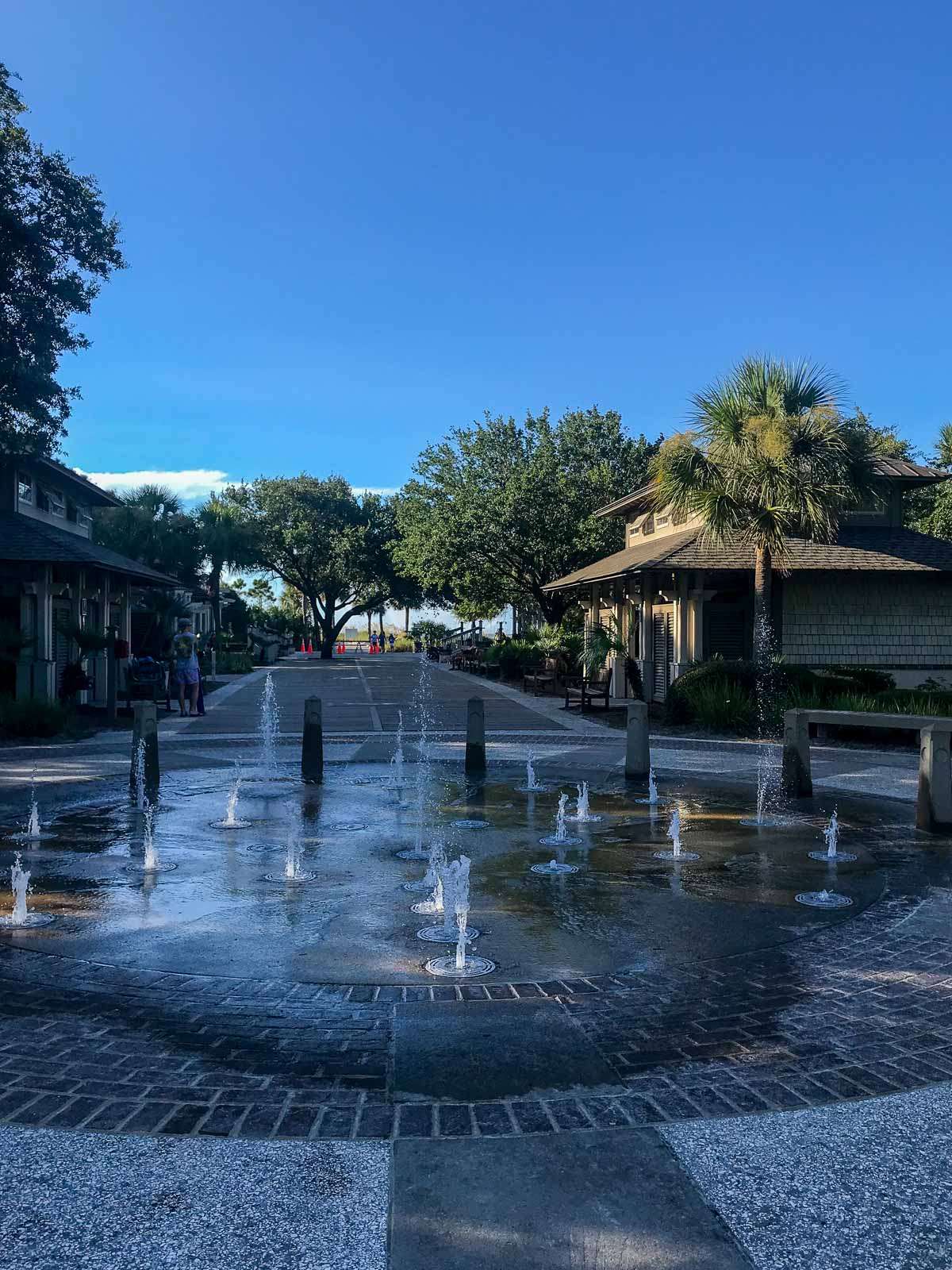 Splash fountain at park entrance